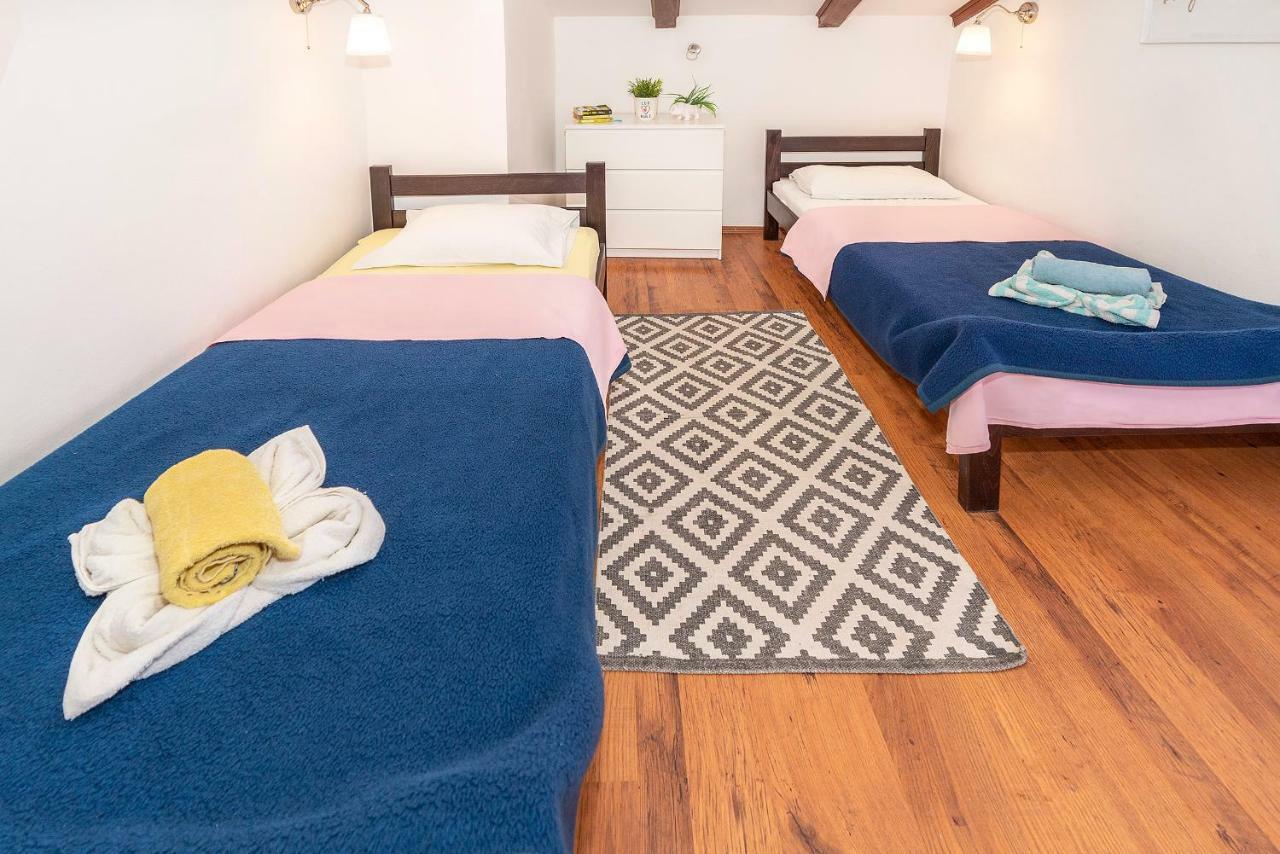 Mediterranean apartment Korina Baska  Bagian luar foto